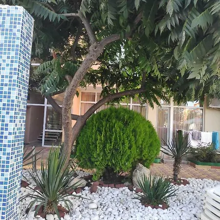 Lovely Studio Flat Kamelia Garden 1 Bulgaria *
